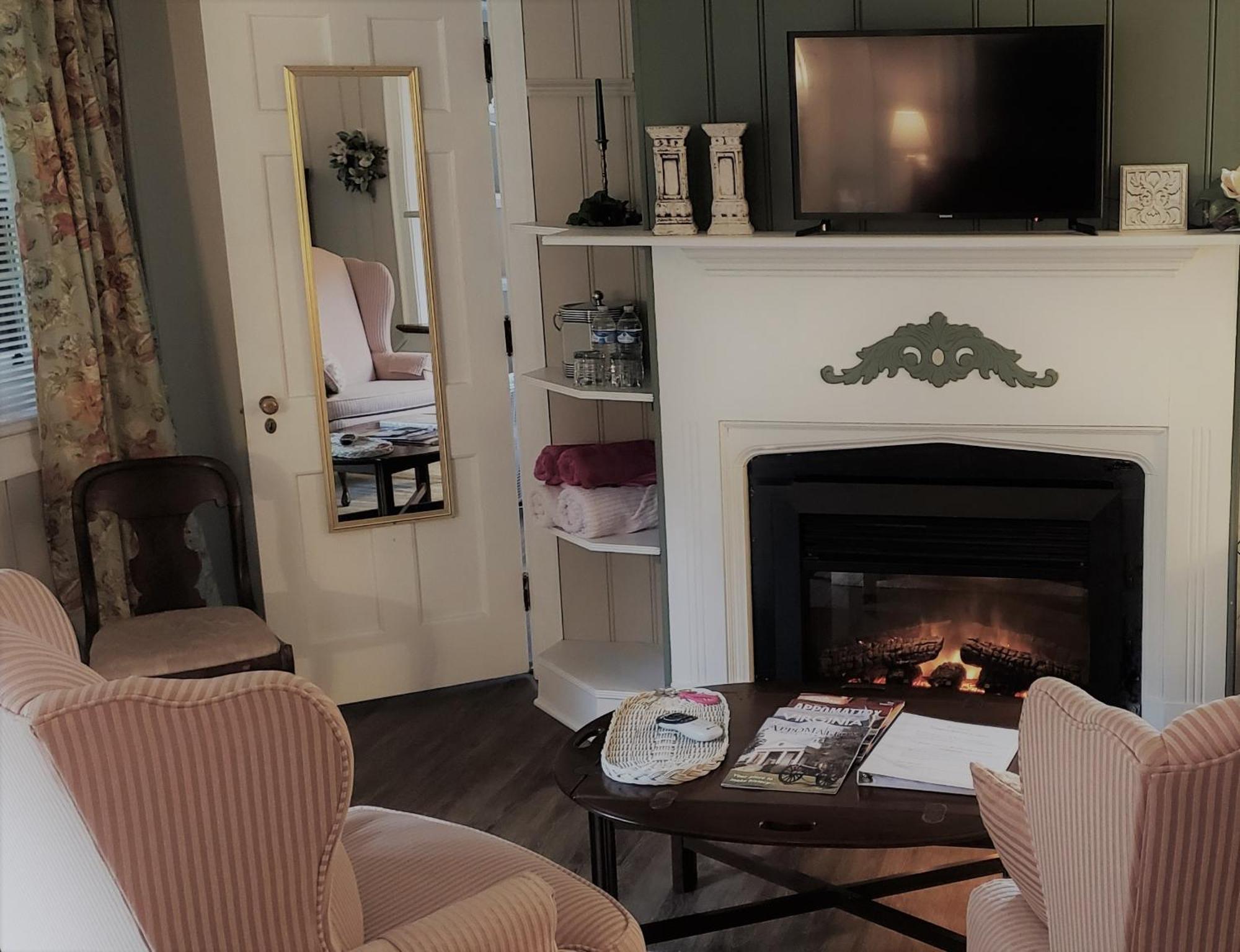 Longacre Of Appomattox Bed & Breakfast Стая снимка